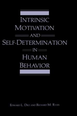 Intrinsic Motivation and Self-Determination in Human Behavior de Edward L. Deci