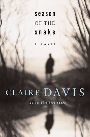 Season of the Snake de Claire Davis