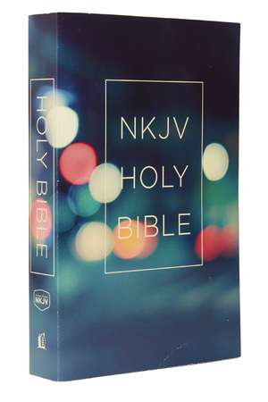 NKJV, Value Outreach Bible, Paperback: Holy Bible, New King James Version de Thomas Nelson