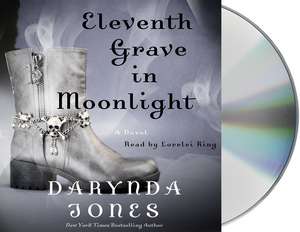 Eleventh Grave in Moonlight de Darynda Jones