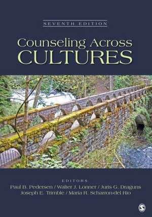 Counseling Across Cultures de Paul B. Pedersen