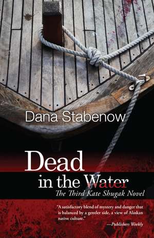 Dead in the Water de Denise Swanson