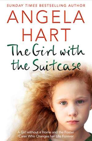 The Girl with the Suitcase de Angela Hart