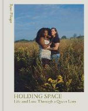 Holding Space de Ryan Pfluger