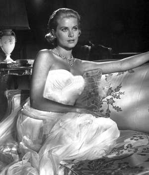 Suedelux Journal - Grace Kelly on Lounge