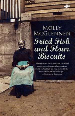 Fried Fish and Flour Biscuits de Molly McGlennen