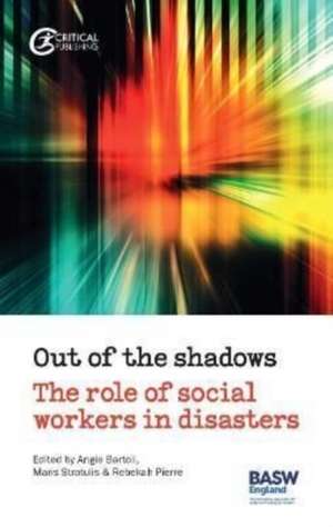 Out of the Shadows de Angie Bartoli