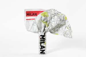 Milan Crumpled City Map de Emanuele Pizzolorusso