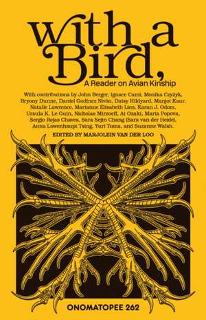 With a bird de Marjolein van der Loo